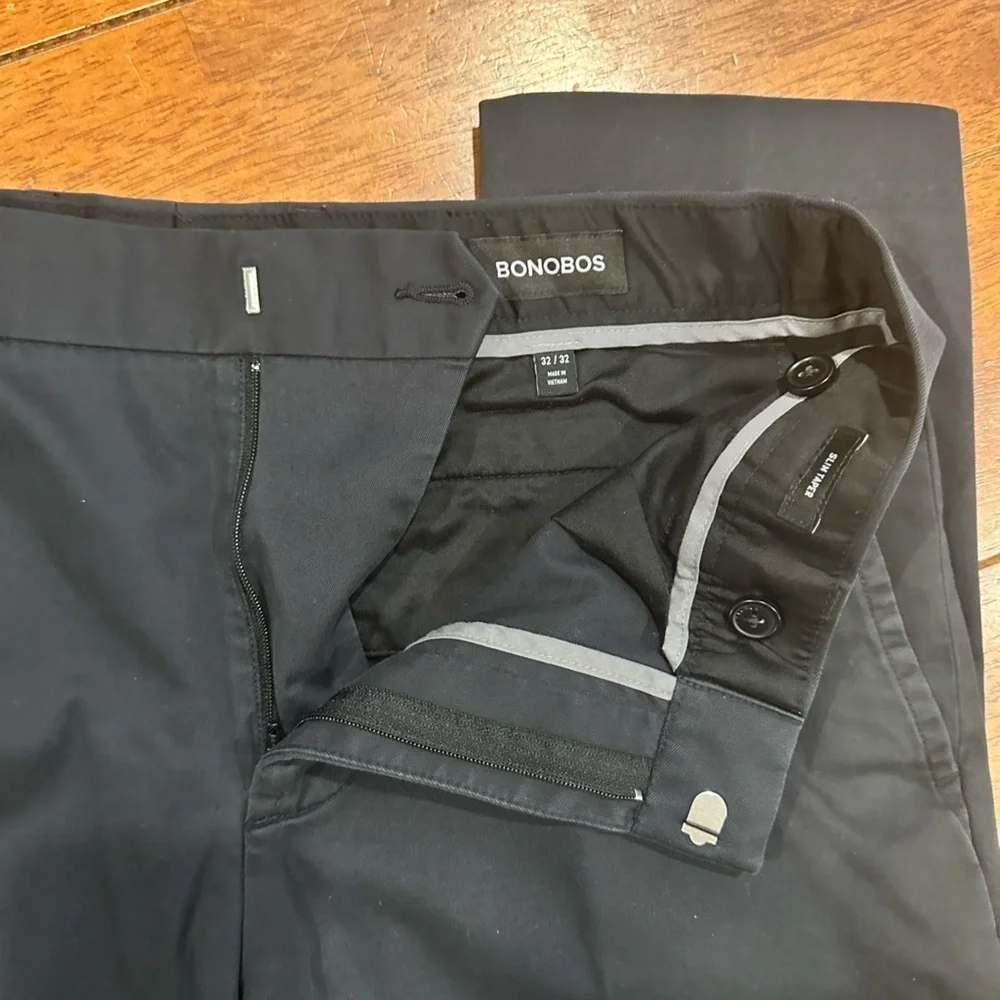 Bonobos Black Dress Pants with Tailored Fit and Smooth Fabric